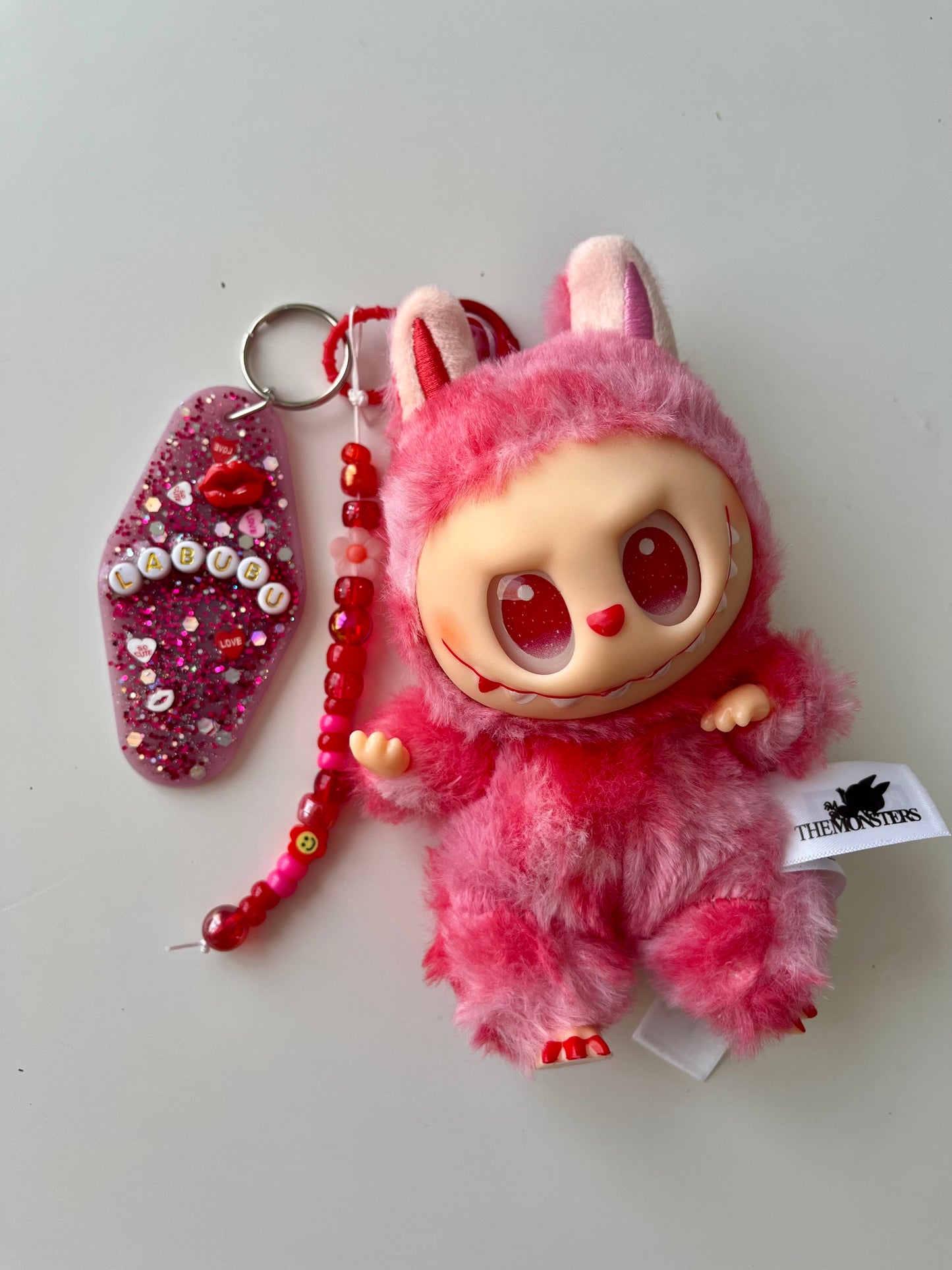 Labubu fushia